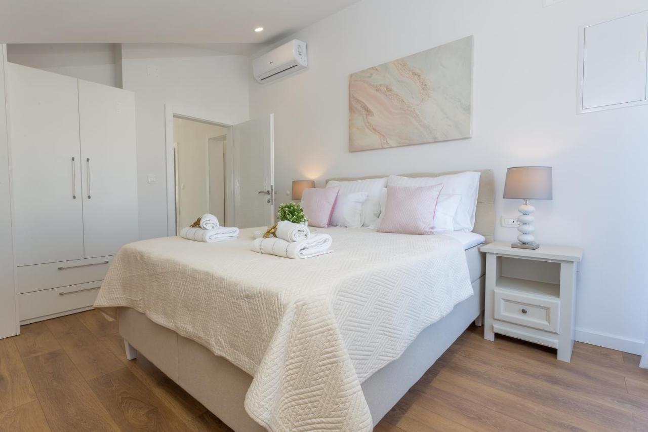 Golden View Penthouse Apartment Hvar Town Exterior foto